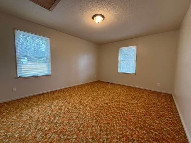 Building Photo - 13303 North Carolina 742 N