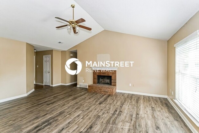 Building Photo - 8104 Longbranch Dr