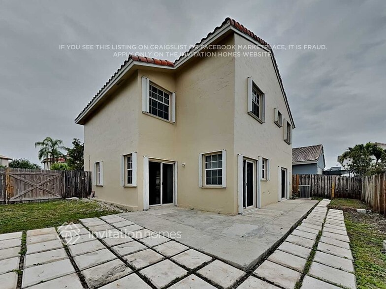 Building Photo - 11357 SW 161st Pl