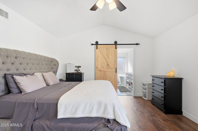 Building Photo - 3850 E Mountain Sky Ave