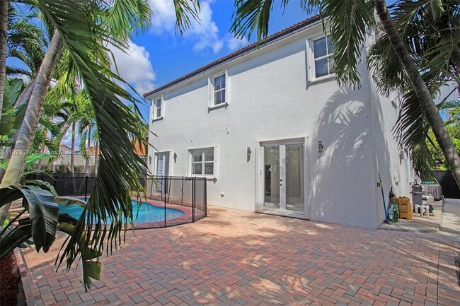 Building Photo - 14532 SW 13th Terrace