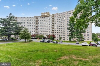 Building Photo - 1111 University Blvd W