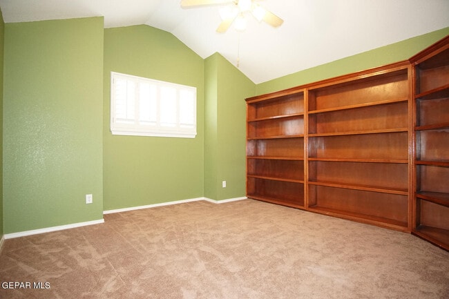 Building Photo - 7133 Mesquite Tree Ln