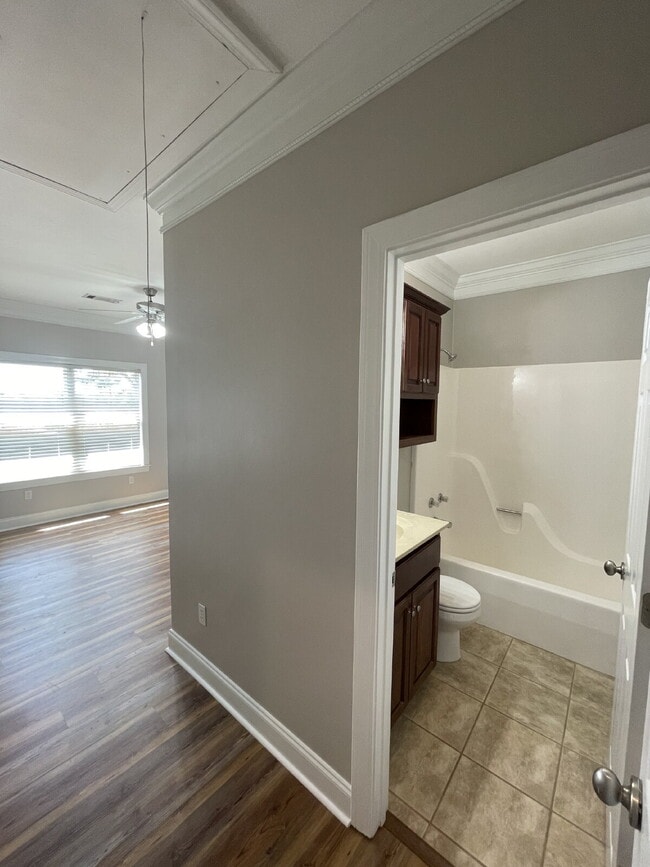 Building Photo - 15 Aspen Loop