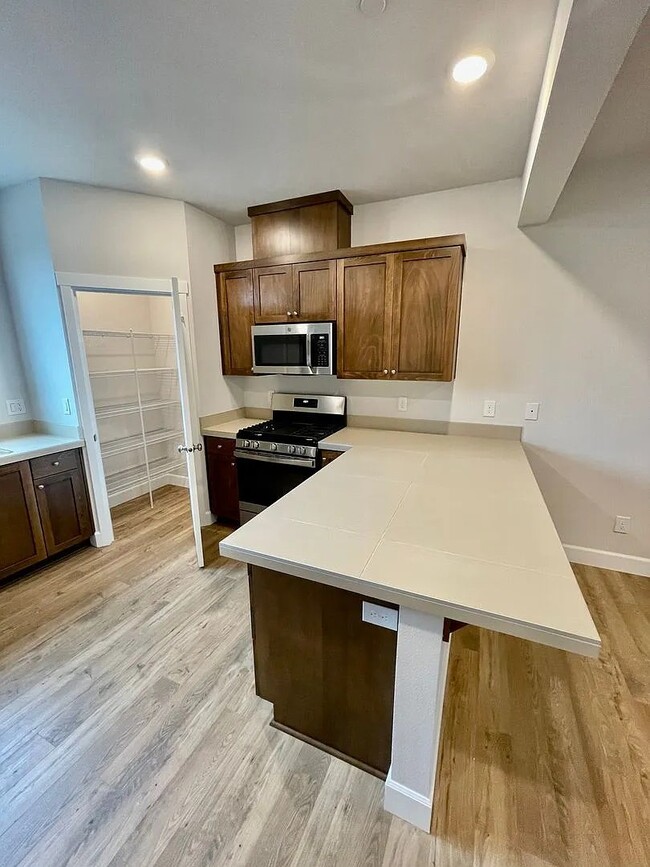 Building Photo - 17054 SW Lemongrass Ln