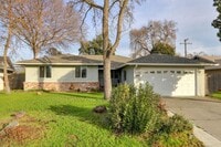 Building Photo - Beautiful Renovated 3/1 In Sacramento