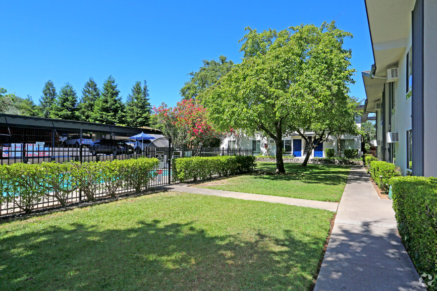 Primary Photo - Olive Square Apartments