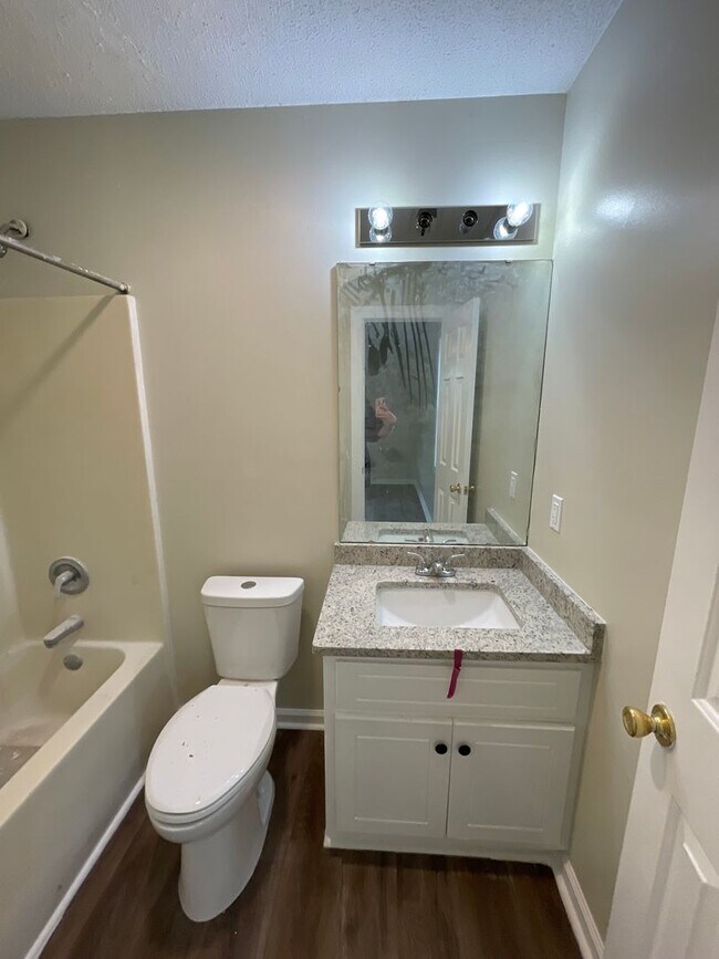 Building Photo - 3703 Lear Ct NW