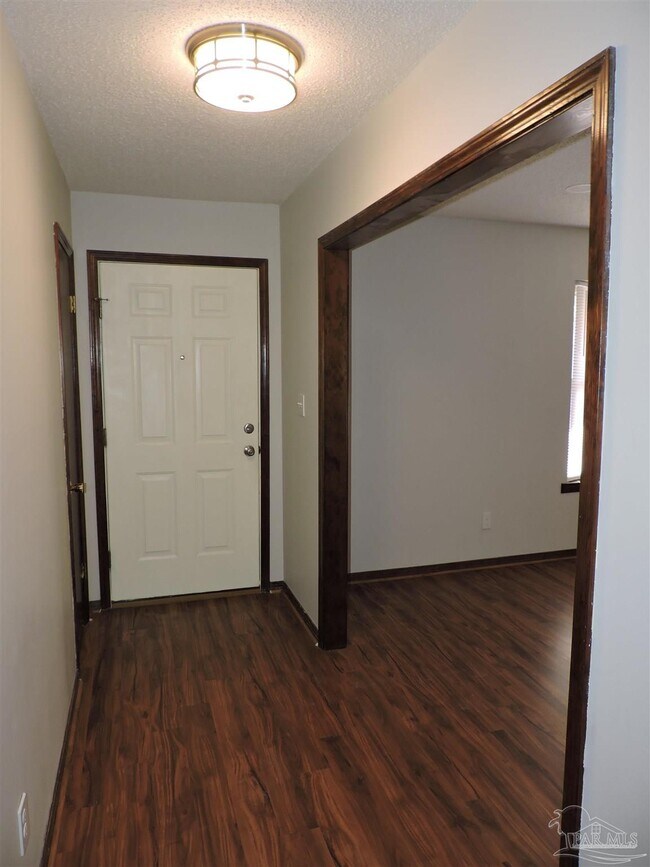 Building Photo - 3480 Blueridge Dr