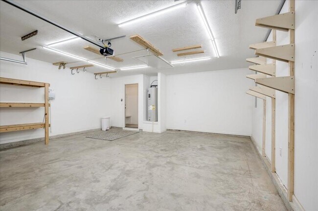 Building Photo - 4507 Raleigh Dr