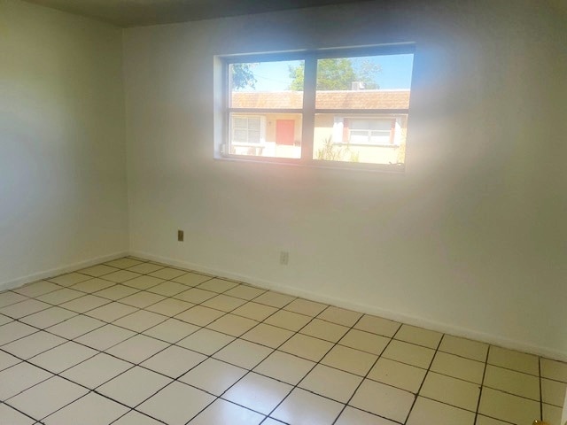 Building Photo - 106 NE 1st Ct