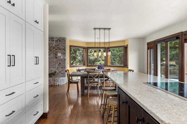 Building Photo - 20479 Comet Ln