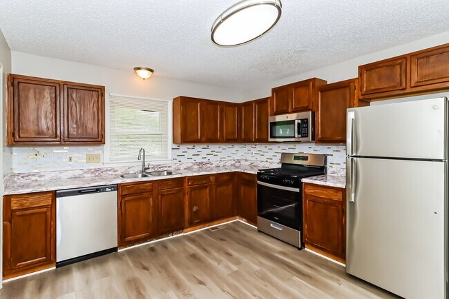 Building Photo - 12026 Lazy Willow Ln