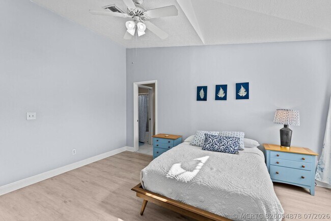 Building Photo - 1599 Bayridge Pl