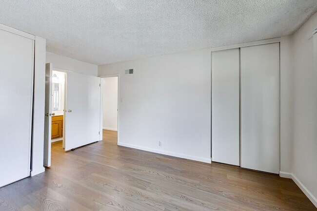 Building Photo - Beautiful 4-Bedroom, 2-Bathroom Daly City Home for Rent