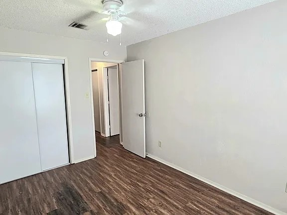 Building Photo - 6321 Richland Plaza Dr