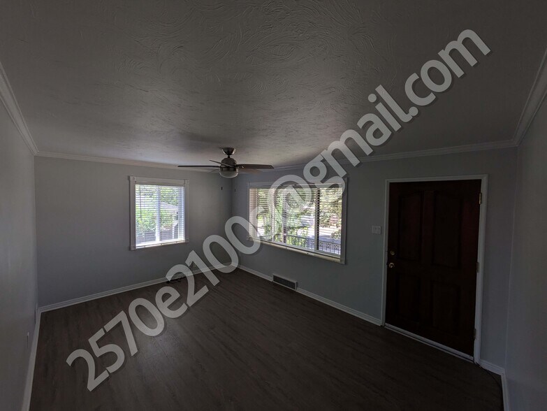 Living room wide angle - 2570 East 2100 South