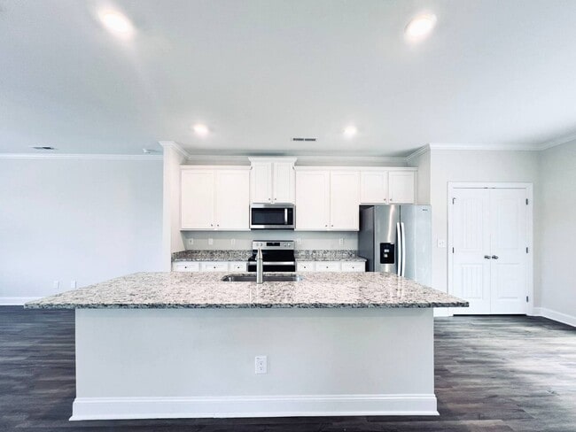 Building Photo - 5220 Stream Stone Way