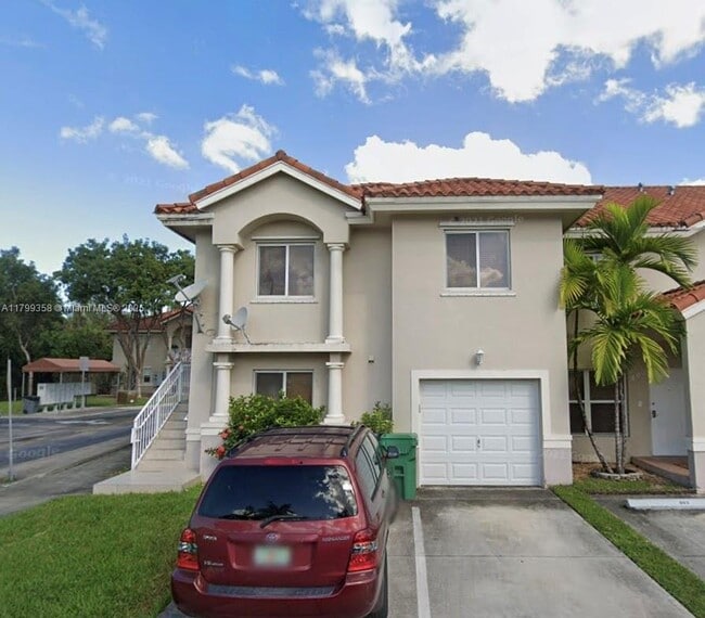 Primary Photo - 10901 NW 88th Terrace