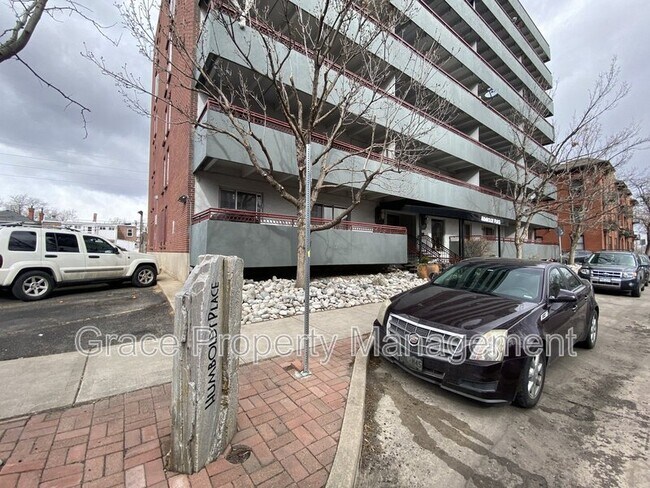 Building Photo - 1441 N Humboldt St
