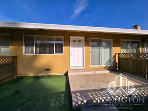Building Photo - Stunning, 2BD/1BA, Condo in the Villaggio Community off Madison Ave. and Auburn Blvd.! ***Move-in...
