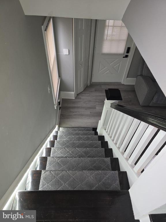 Building Photo - 530 Walnut Ave