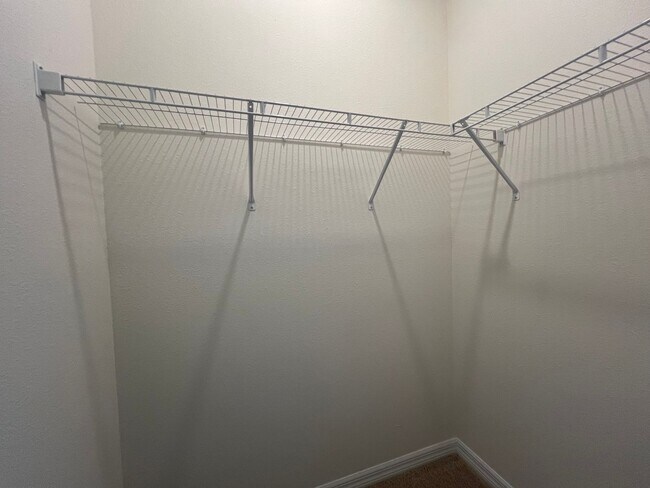 Building Photo - Desirable new build home in the Archers Mi...