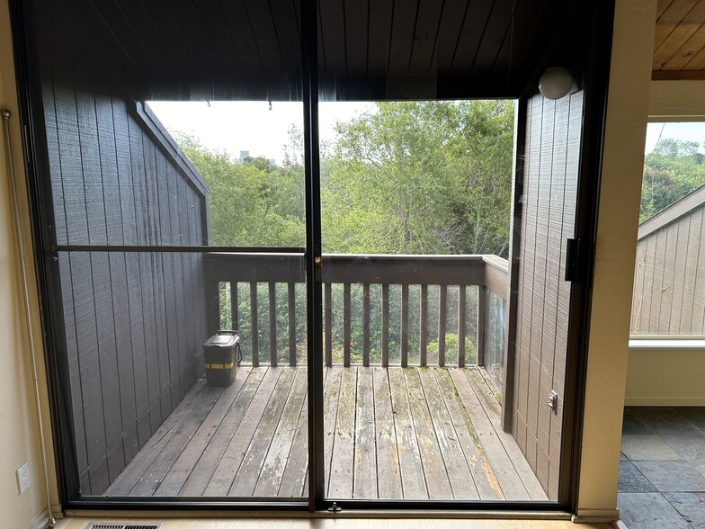Building Photo - 122 Tree Frog Ln