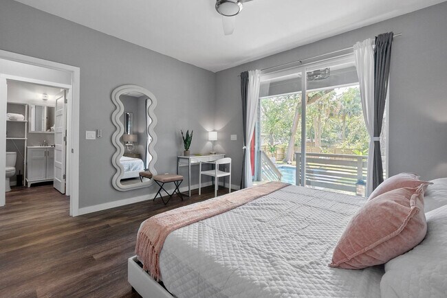 Building Photo - 52 Florida Ave