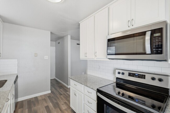 Building Photo - 3BR/2.0BA Single Family - Carrollton