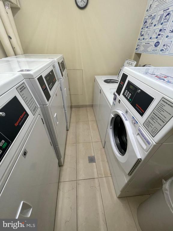 Building Photo - 3001 Veazey Terrace NW