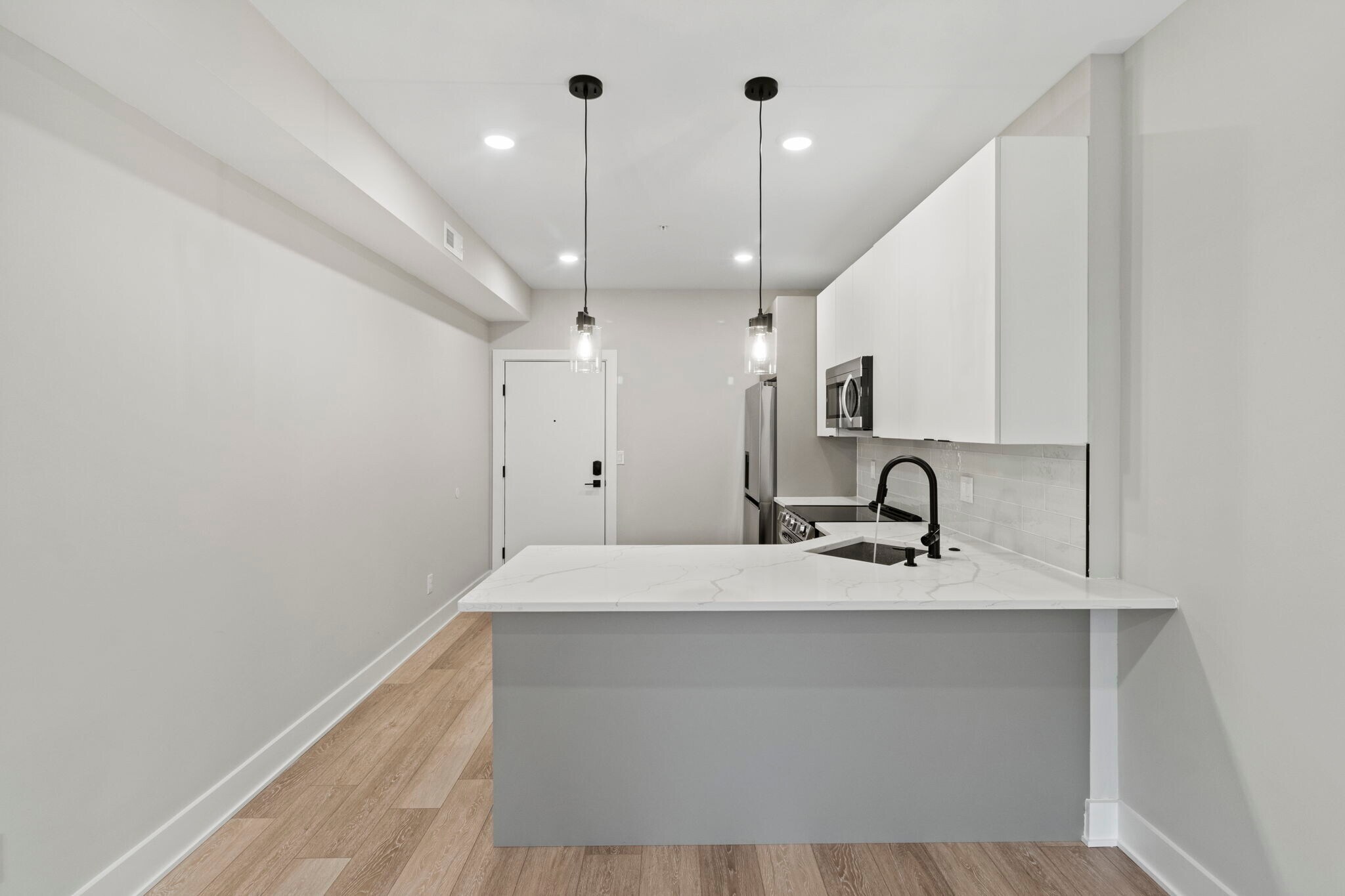 Building Photo - 2625 W Jefferson St