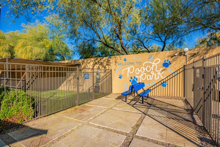 Building Photo - 5450 E Deer Valley Dr