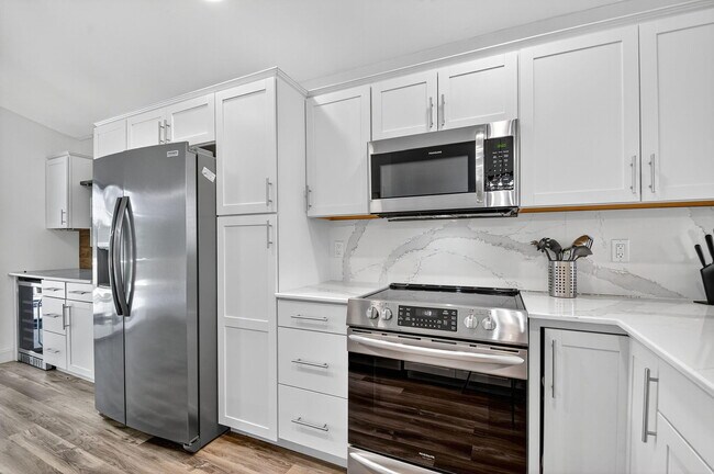 Building Photo - 1891 Oak Berry Cir