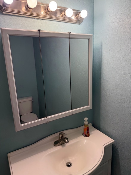 Building Photo - 17609 SE Stark St