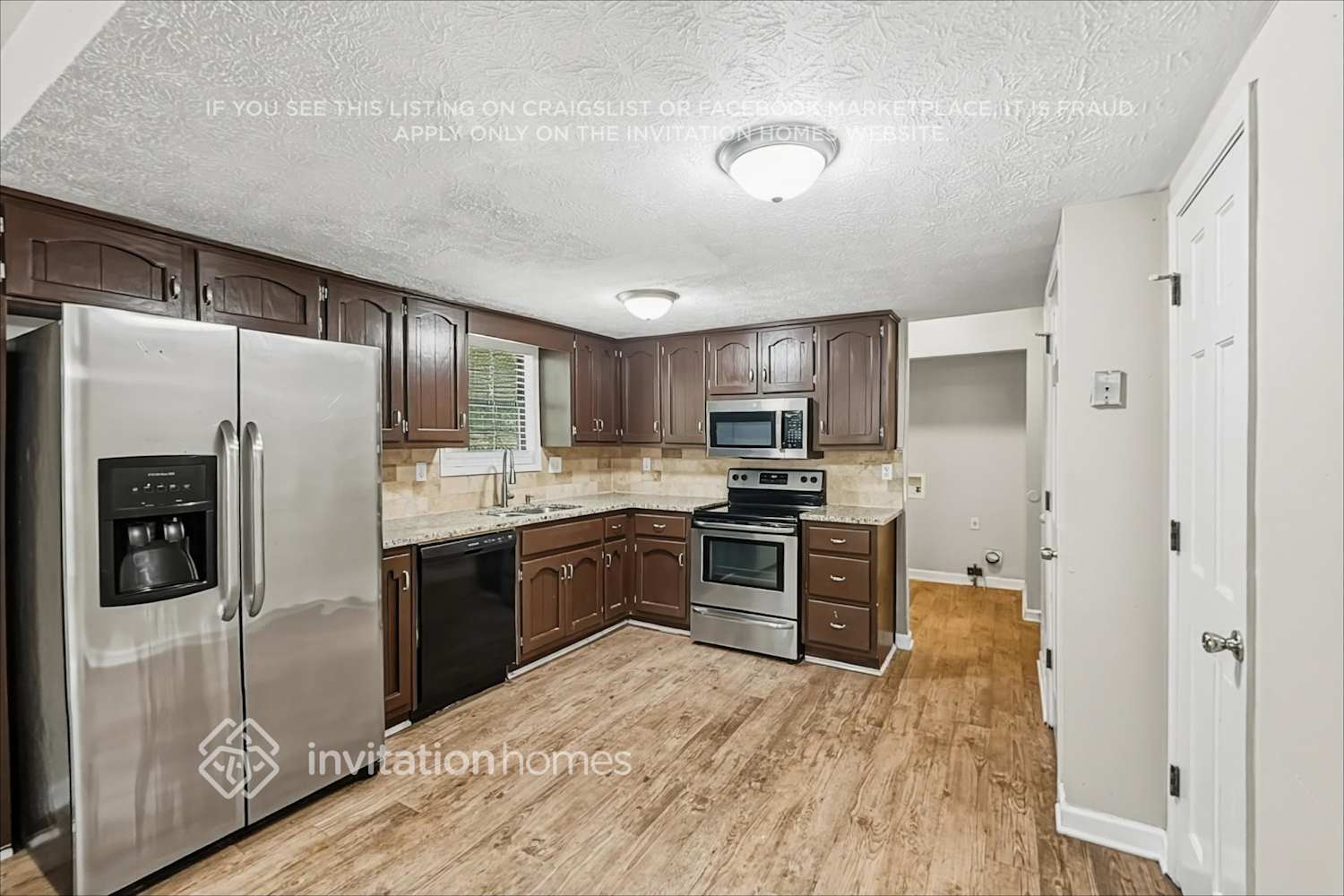 Building Photo - 113 Carrollwood Dr