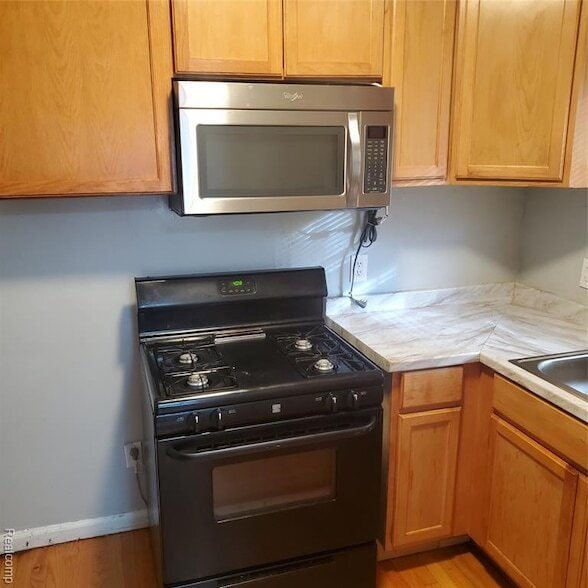 Building Photo - 19362 Sunderland Rd