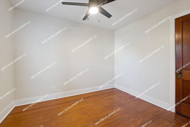 Building Photo - 22618 Maxine St