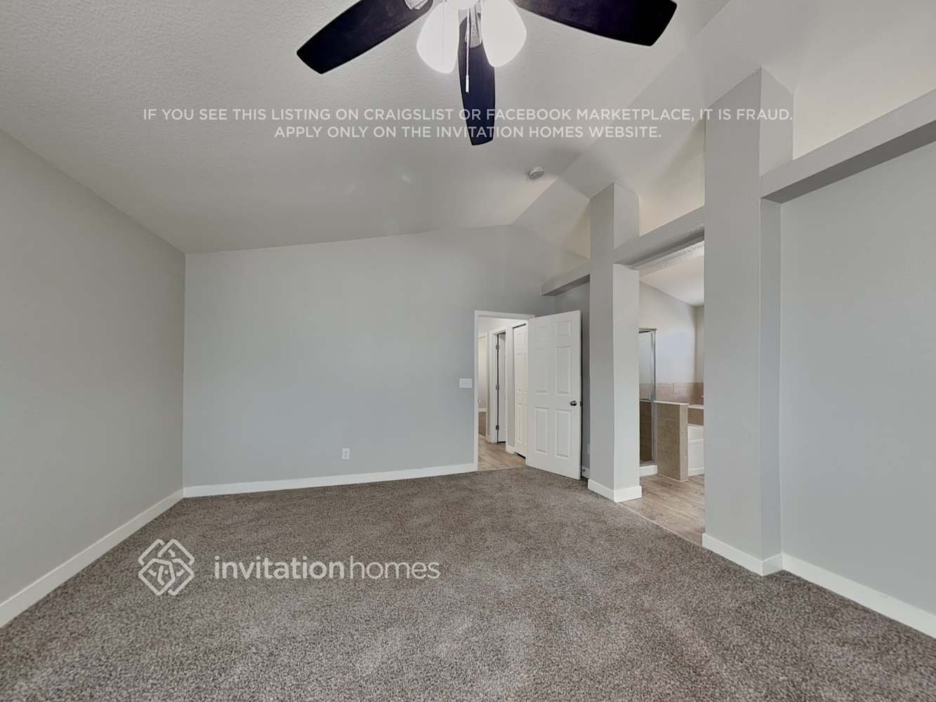 Building Photo - 8332 Meadowcrest Dr