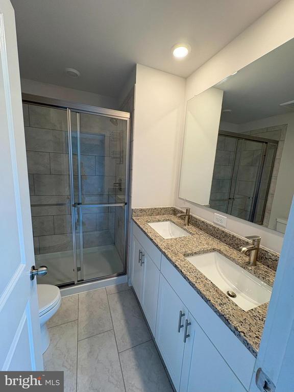 Building Photo - 1815 Betterton Rd