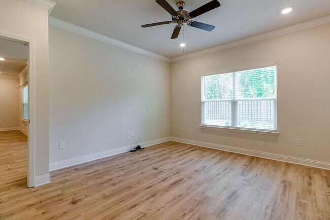 Building Photo - Turnkey 3 Bedroom Home in Firefly Community at Hammock Bay!