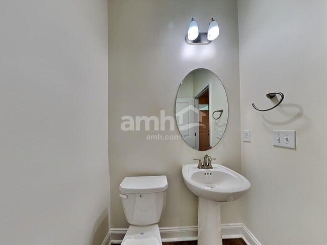 Building Photo - 149 Sweet Gum Dr