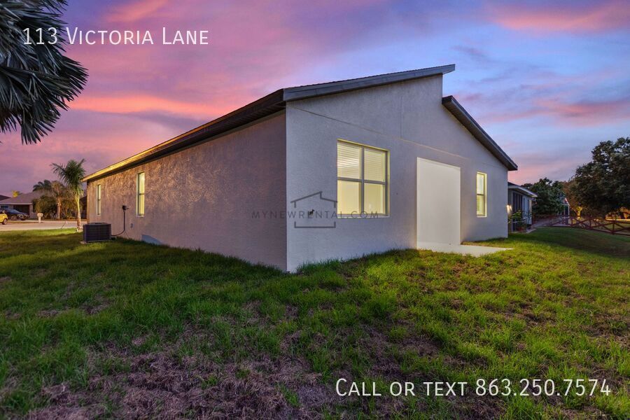 Building Photo - 113 Victoria Ln