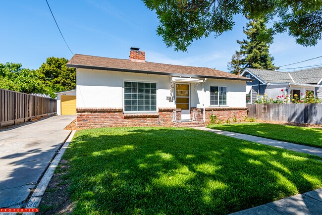 Primary Photo - 135 Cleveland Ave
