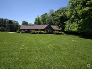 Building Photo - 6969 Chari Dr