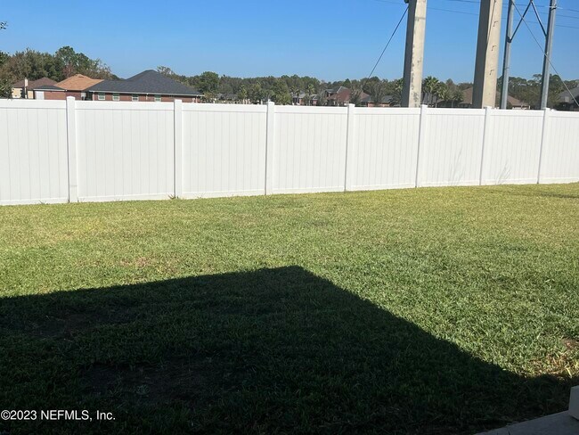 Building Photo - 5627 Hampton Creek Rd