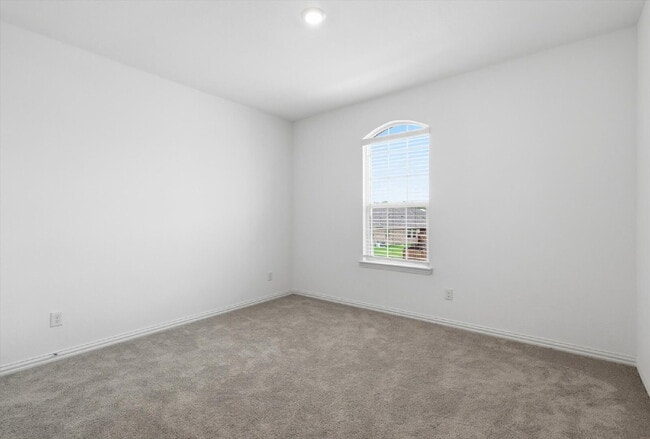 Building Photo - 5 bedrooms, 3.5 bathrooms home in the cozy neighborhood of McKinney