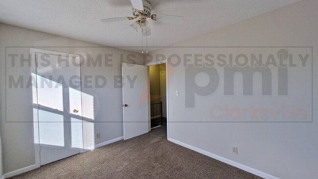 Building Photo - 1531 E Knollwood Cir
