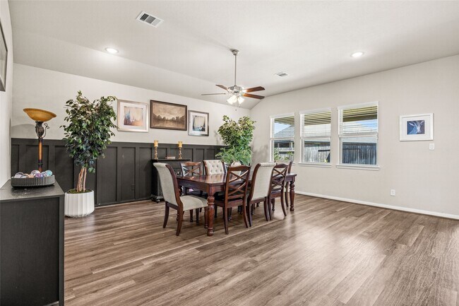 Building Photo - 15910 Jordan Mdw Wy