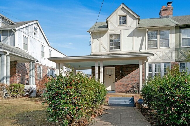 Building Photo - 5309 14th St NW